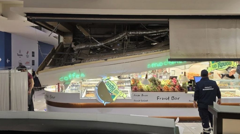 Ατύχημα σε εμπορικό κέντρο στη Θεσσαλονίκη: Κατεπείγουσα προκαταρκτική έρευνα για την οροφή που έπεσε στο κεφάλι της 45χρονης