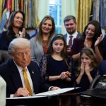 Τραμπ: Ενημερώθηκα ότι το Ιράν σταματά τις εκτελέσεις – «Τύμπανα πολέμου» στη Μέση Ανατολή