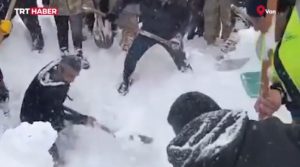 Τουρκία: Τουλάχιστον 3 νεκροί από χιονοστιβάδες σε Ερζερούμ και Βαν – Σώθηκε μωρό επτά μηνών