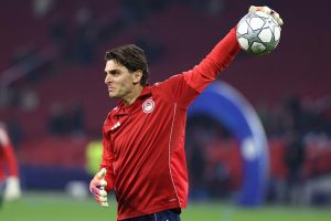 H μεγάλη χαμένη ευκαιρία του Γκλουχ μετά την απόκρουση του Τζολάκη (vid)