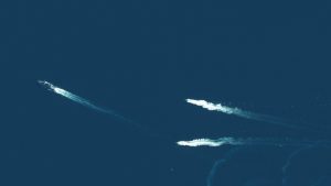 Η φρεγάτα «Κίμων» μέσα από τον φακό ελληνικών δορυφόρων – Εντυπωσιακή φωτογραφία από το διάστημα