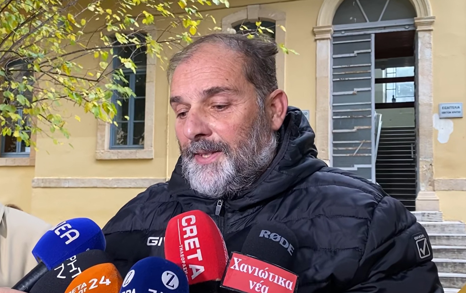 &Kappa;ά&theta;&epsilon;&iota;&rho;&xi;&eta; 18 &epsilon;&tau;ώ&nu; &sigma;&tau;&omicron;&nu; &omicron;&delta;&eta;&gamma;ό &mu;&epsilon; &tau;&eta;&nu; Porsche &sigma;&tau;&alpha; &Chi;&alpha;&nu;&iota;ά: &laquo;&Mu;ή&nu;&upsilon;&mu;&alpha; &gamma;&iota;&alpha; &tau;&omicron; &pi;&omega;&sigmaf; &pi;&rho;έ&pi;&epsilon;&iota; &nu;&alpha; &alpha;&nu;&tau;&iota;&mu;&epsilon;&tau;&omega;&pi;ί&zeta;&omicron;&nu;&tau;&alpha;&iota; &tau;έ&tau;&omicron;&iota;&alpha; &epsilon;&gamma;&kappa;&lambda;ή&mu;&alpha;&tau;&alpha;&raquo;