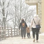 Επιμένει το πολικό ψύχος: Νέες χιονοπτώσεις και θερμοκρασίες υπό το μηδέν – Πού χρειάζονται αλυσίδες