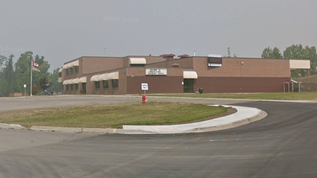 Μακελειό στον Καναδά: Τουλάχιστον 11 νεκροί από πυροβολισμούς σε σχολείο και σπίτι