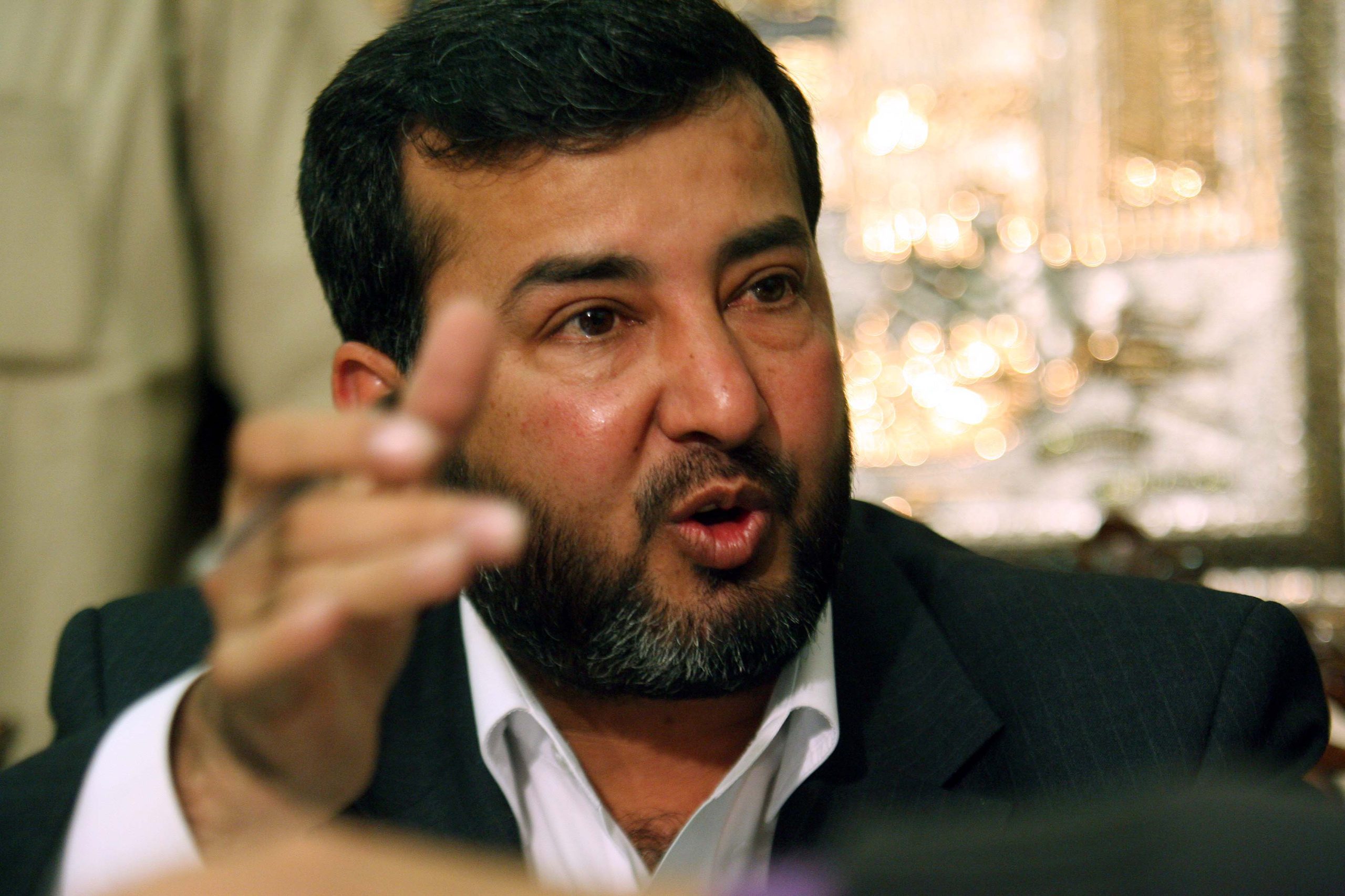 &Alpha;&nu;&alpha;&kappa;&alpha;&lambda;&epsilon;ί&tau;&alpha;&iota; &tau;&omicron; &kappa;&alpha;&theta;&epsilon;&sigma;&tau;ώ&sigmaf; &pi;&rho;ό&sigma;&phi;&upsilon;&gamma;&alpha; &alpha;&pi;ό &tau;&omicron;&nu; &pi;&rho;ό&epsilon;&delta;&rho;&omicron; &tau;&eta;&sigmaf; &pi;&alpha;&kappa;&iota;&sigma;&tau;&alpha;&nu;&iota;&kappa;ή&sigmaf; &kappa;&omicron;&iota;&nu;ό&tau;&eta;&tau;&alpha;&sigmaf; &tau;&eta;&sigmaf; &Epsilon;&lambda;&lambda;ά&delta;&alpha;&sigmaf;