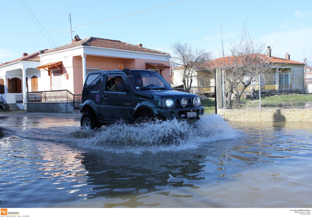 Έβρος: Σε κατάσταση συναγερμού για πλημμύρες – Υπερχείλισαν ποτάμια, φόβοι μην σπάσουν αναχώματα