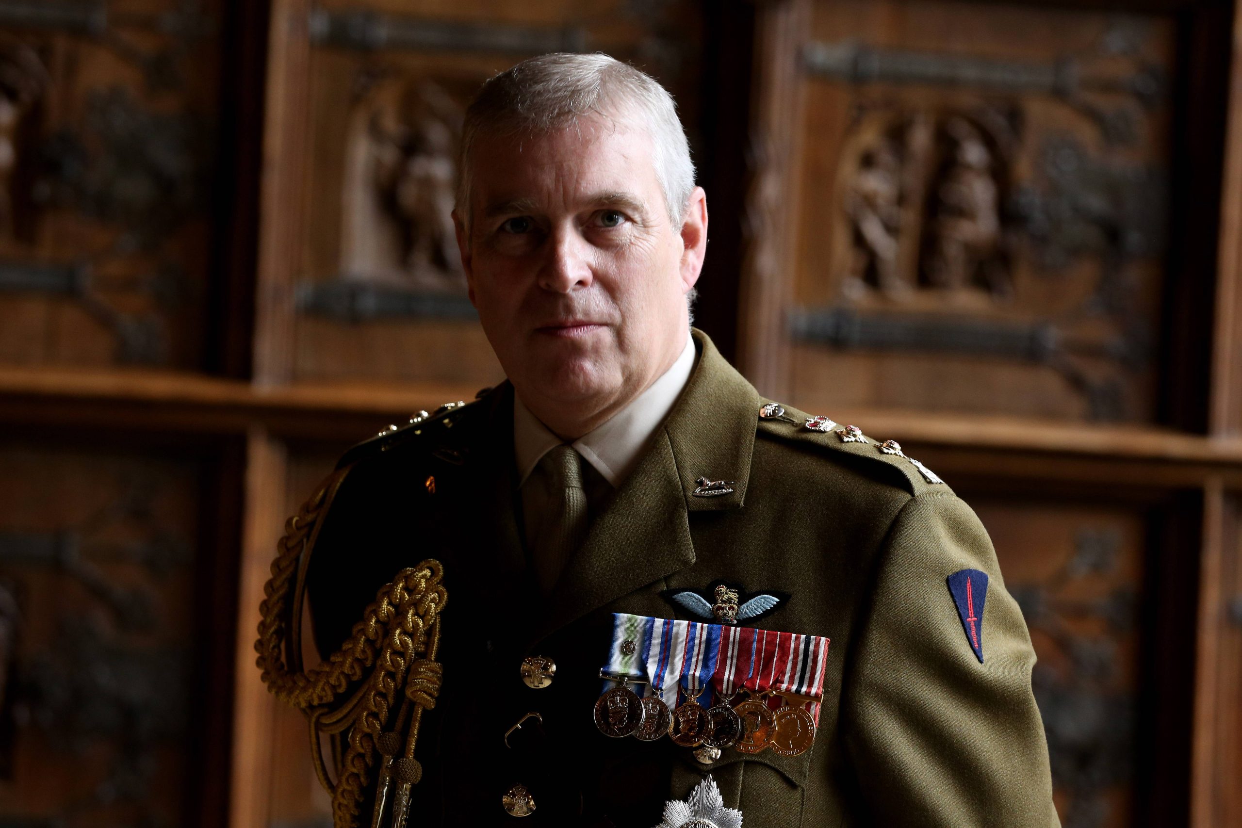 &Sigma;&kappa;ά&nu;&delta;&alpha;&lambda;&omicron; Έ&pi;&sigma;&tau;&iota;&nu; &ndash; Ά&nu;&tau;&rho;&iota;&omicron;&upsilon;: &Epsilon;&gamma;&kappa;&alpha;&tau;έ&lambda;&epsilon;&iota;&psi;&epsilon; &tau;&eta;&nu; &kappa;&alpha;&tau;&omicron;&iota;&kappa;ί&alpha; &tau;&omicron;&upsilon; &sigma;&tau;&omicron; &Omicron;&upsilon;ί&nu;&delta;&sigma;&omicron;&rho; &mu;έ&sigma;&alpha; &sigma;&tau;&eta; &nu;ύ&chi;&tau;&alpha; &mu;&epsilon;&tau;ά &tau;&iota;&sigmaf; &alpha;&pi;&omicron;&kappa;&alpha;&lambda;ύ&psi;&epsilon;&iota;&sigmaf;