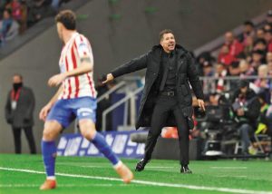 Συνεχίζει να προκαλεί ο Ντιέγκο Σιμεόνε, έστειλε για… ύπνο τους οπαδούς της Μπαρτσελόνα (vid)