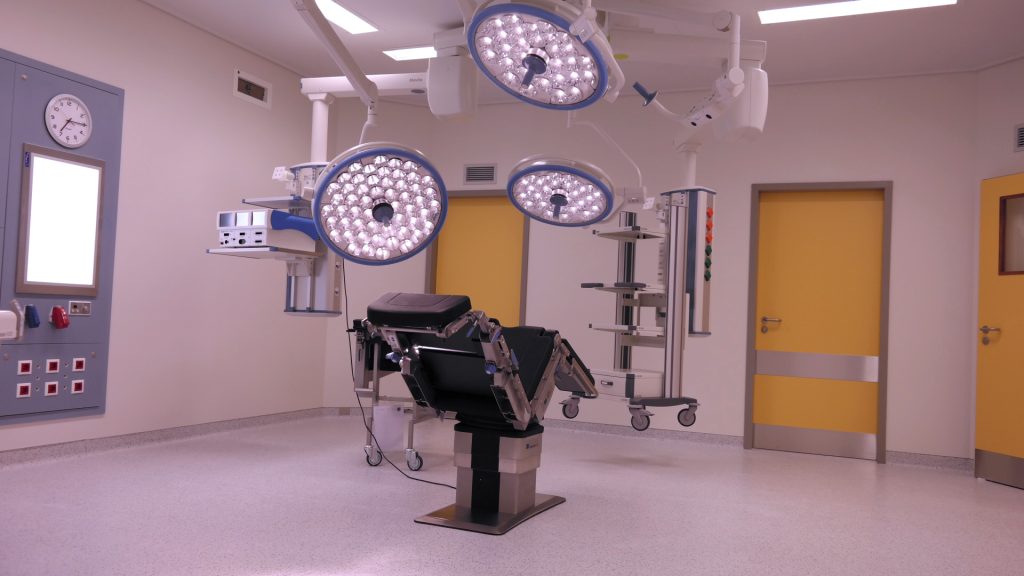 Θεσσαλονίκη: Αναισθησιολόγος «έκοβε» αποδείξεις 20 ευρώ για επεμβάσεις – Πώς τον έπιασε η ΑΑΔΕ, τι τον πρόδωσε