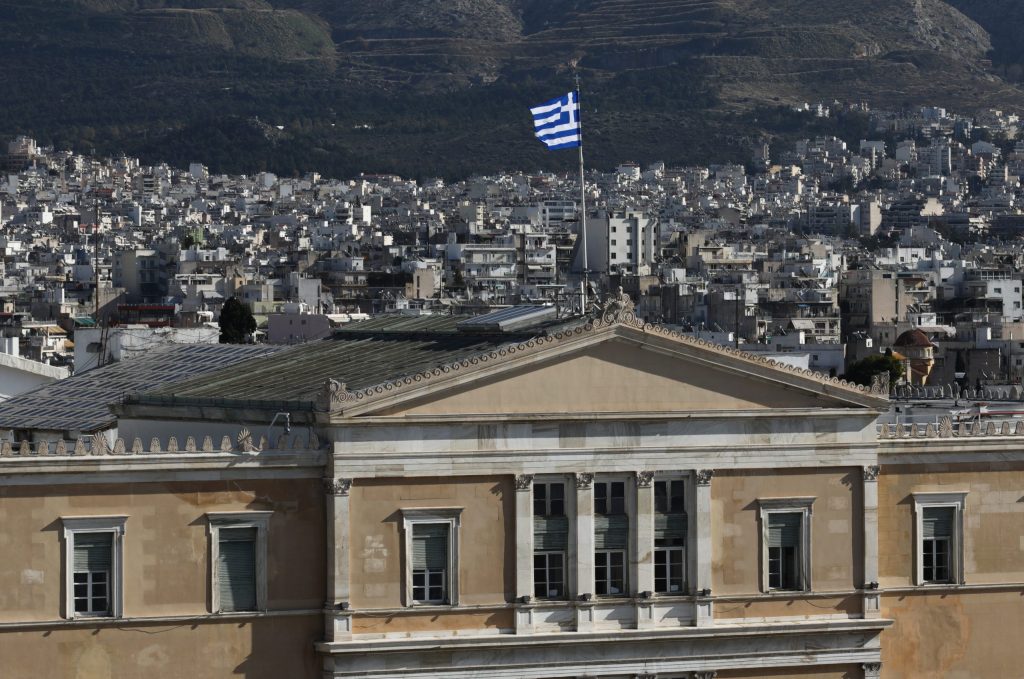Μονιμότητα με αξιολόγηση: Το διακύβευμα της αναθεώρησης