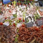 Καθαρά Δευτέρα 2026: Ποια καταστήματα είναι ανοιχτά – Τι ισχύει για σούπερ μάρκετ και Βαρβάκειο