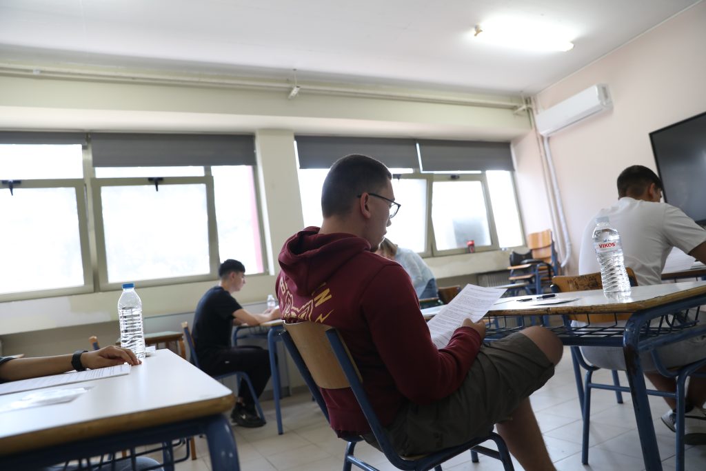 Αρχίζει εθνικός διάλογος για το νέο Εθνικό Απολυτήριο – Ποιος ο ορίζοντας εφαρμογής του