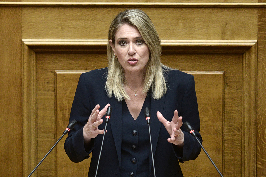 Άννα Ευθυμίου: «Πάγο» στα όρια ηλικίας συνταξιοδότησης έως το 2027 και νέα αύξηση στον κατώτατο μισθό