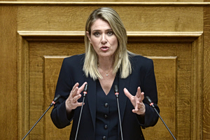 Άννα Ευθυμίου: «Πάγο» στα όρια ηλικίας συνταξιοδότησης έως το 2027 και νέα αύξηση στον κατώτατο μισθό