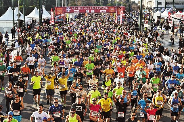 Η Αθήνα τρέχει την Ιστορία της