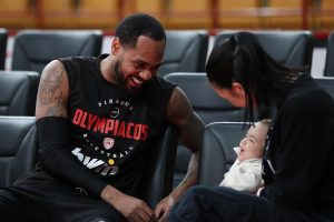 Ο Μόντε Μόρις αποχαιρετά τον Κρις Πολ: «Ήταν τιμή μου!»