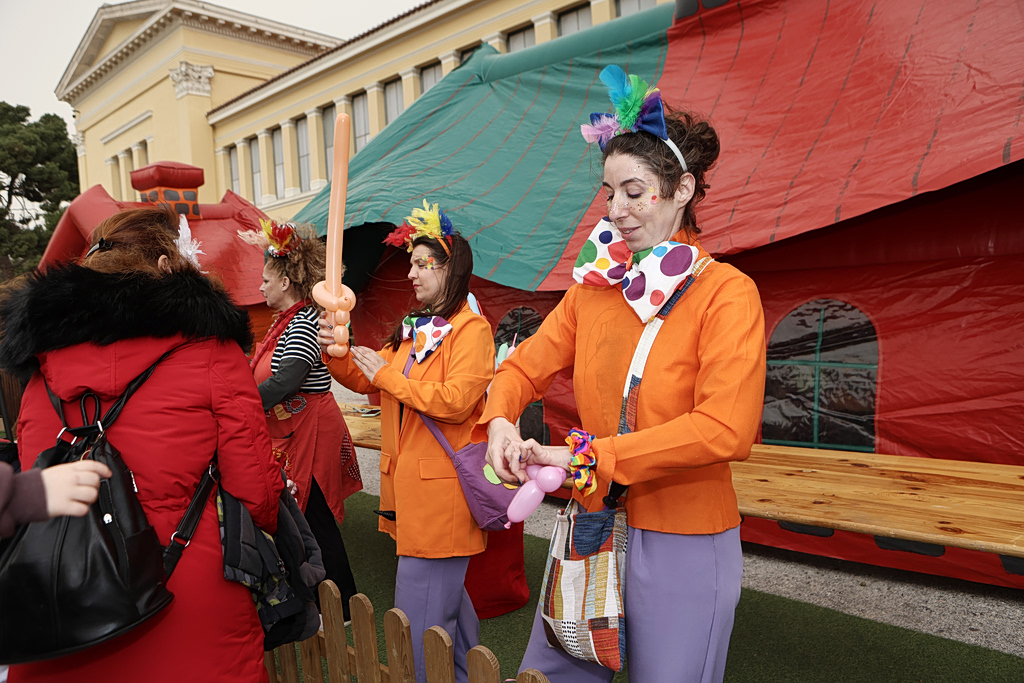 Περιφέρεια Αττικής: Πρόστιμα 90.000 ευρώ για παραβάσεις στην αγορά την Αποκριά