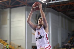 Η επική ατάκα του Βεζένκοφ για τον Νάιτζελ Χέιζ-Ντέιβις