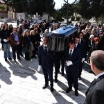 Άννα Ψαρούδα – Μπενάκη: Θλίψη στην κηδεία της – Ποιοι έδωσαν το παρών