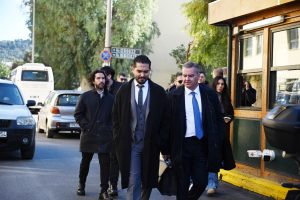 Χρήστος Μάστορας: Σε επ’ αόριστον αναβολή οδηγήθηκε η δίκη του – «Είμαι εδώ για να αναλάβω τις ευθύνες μου»