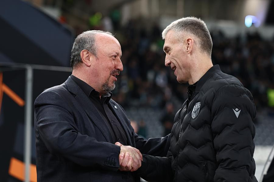 Τέλος τα πλακάτ για φανέλες στο γήπεδο της Πλζεν!