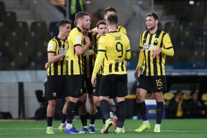 Η ΑΕΚ πάτησε τον Λεβαδειακό με «τεσσάρα» και επέστρεψε στην κορυφή