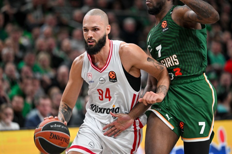 Η απάντηση του Φουρνιέ για την ένταση με Μπαρτζώκα: «Αυτά συμβαίνουν, αγαπώ τον coach B»