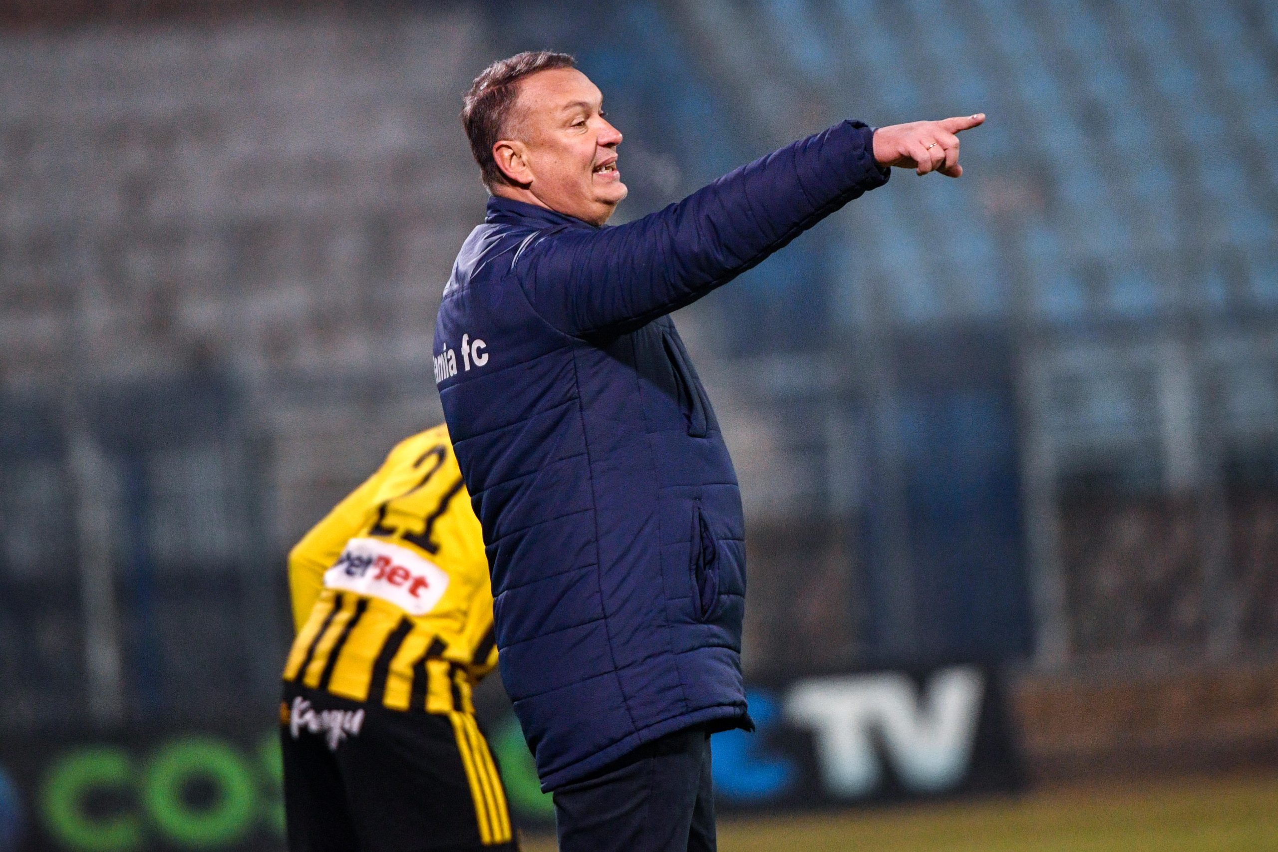 Ά&rho;&eta;&sigmaf;: &Pi;&iota;ά&nu;&epsilon;&iota; &delta;&omicron;&upsilon;&lambda;&epsilon;&iota;ά &alpha;ύ&rho;&iota;&omicron; (24/02) &omicron; &Gamma;&rho;&eta;&gamma;&omicron;&rho;ί&omicron;&upsilon; -&Tau;&omicron; story &tau;&eta;&sigmaf; &epsilon;&pi;&iota;&lambda;&omicron;&gamma;ή&sigmaf;