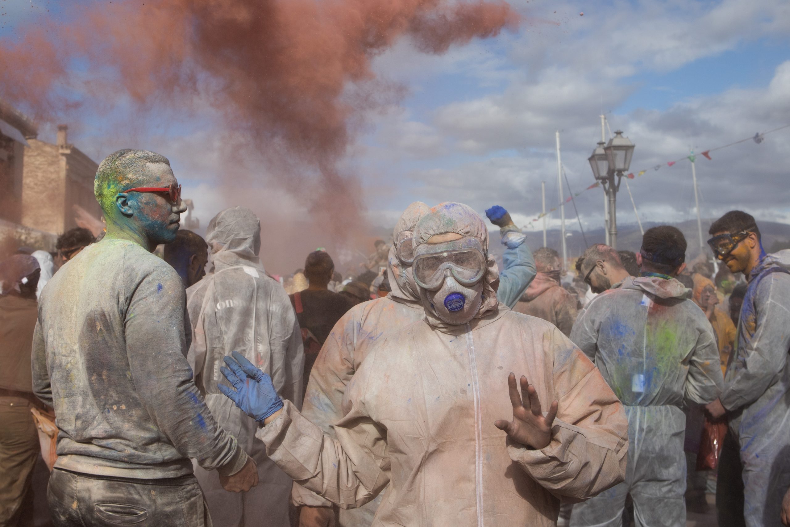 &Pi;&alpha;&rho;&alpha;&kappa;&omicron;&lambda;&omicron;&upsilon;&theta;ή&sigma;&tau;&epsilon; live &tau;&omicron; &alpha;&lambda;&epsilon;&upsilon;&rho;&omicron;&mu;&omicron;&upsilon;&tau;&zeta;&omicron;ύ&rho;&omega;&mu;&alpha; &sigma;&tau;&omicron; &Gamma;&alpha;&lambda;&alpha;&xi;ί&delta;&iota; &ndash; &Chi;&iota;&lambda;&iota;ά&delta;&epsilon;&sigmaf; &epsilon;&pi;&iota;&sigma;&kappa;έ&pi;&tau;&epsilon;&sigmaf; &kappa;&alpha;&iota; 3.000 &sigma;&alpha;&kappa;&omicron;ύ&lambda;&epsilon;&sigmaf; &alpha;&lambda;&epsilon;ύ&rho;&iota;