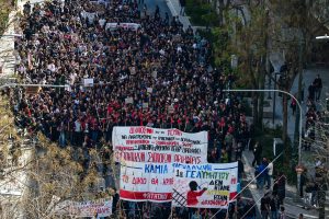 Τρία χρόνια από την τραγωδία στα Τέμπη: Οι κινητοποιήσεις σε όλη τη χώρα – Ώρες, σημεία και όσοι απεργούν