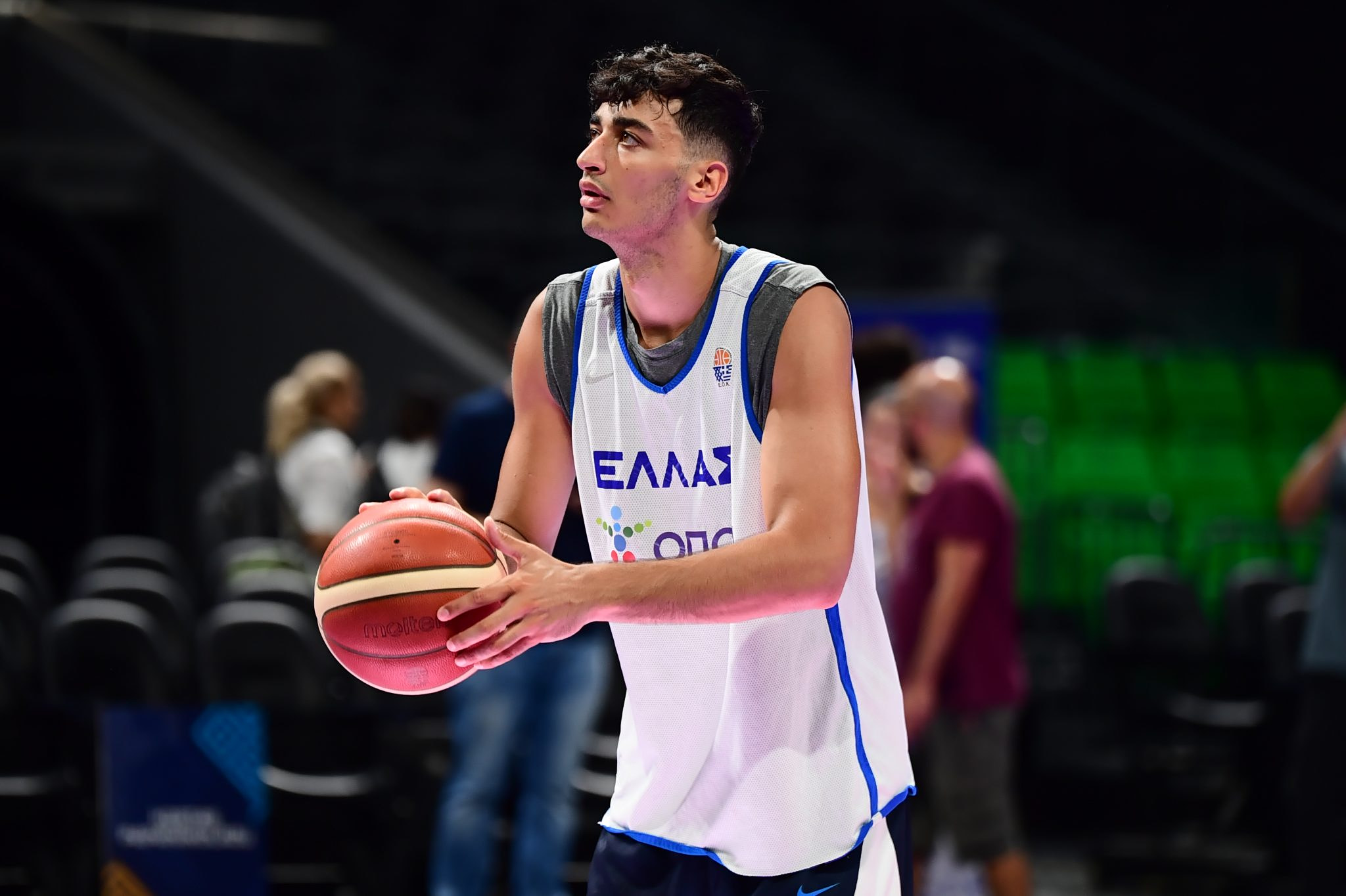 &Eta; FIBA &alpha;&pi;&omicron;&theta;έ&omega;&sigma;&epsilon; &tau;&omicron;&nu; &Sigma;&alpha;&mu;&omicron;&nu;&tau;&omicron;ύ&rho;&omicron;&phi;: &laquo; Ή&delta;&eta; &sigma;&eta;&mu;&alpha;&nu;&tau;&iota;&kappa;ό &kappa;&omicron;&mu;&mu;ά&tau;&iota; &tau;&eta;&sigmaf; &Epsilon;&theta;&nu;&iota;&kappa;ή&sigmaf; &Epsilon;&lambda;&lambda;ά&delta;&alpha;&sigmaf;&raquo;