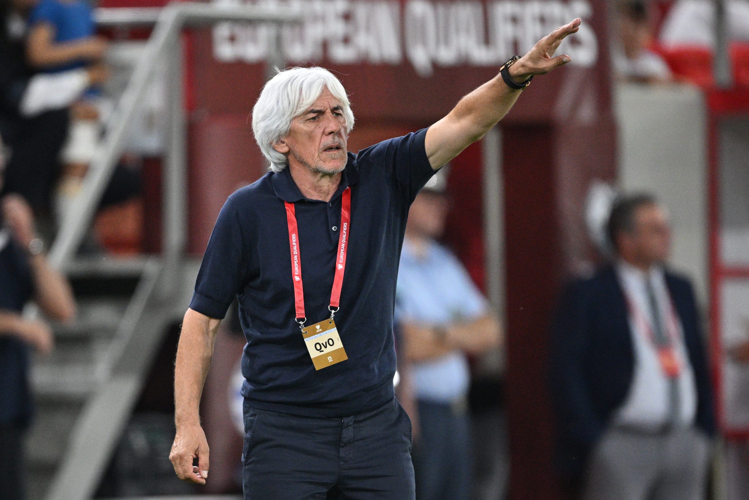 &Gamma;&iota;&omicron;&beta;ά&nu;&omicron;&beta;&iota;&tau;&sigmaf;: &laquo;&Theta;έ&lambda;&omicron;&upsilon;&mu;&epsilon; &nu;&alpha; &delta;&iota;&alpha;&tau;&eta;&rho;&eta;&theta;&omicron;ύ&mu;&epsilon; &sigma;&tau;&omicron; &kappa;&omicron;&rho;&upsilon;&phi;&alpha;ί&omicron; &gamma;&kappa;&rho;&omicron;&upsilon;&pi; &delta;&upsilon;&nu;&alpha;&kappa;ό&tau;&eta;&tau;&alpha;&sigmaf; &kappa;&alpha;&iota; &theta;&alpha; &pi;&alpha;&rho;&omicron;&upsilon;&sigma;&iota;&alpha;&sigma;&tau;&omicron;ύ&mu;&epsilon; έ&tau;&omicron;&iota;&mu;&omicron;&iota;&raquo;