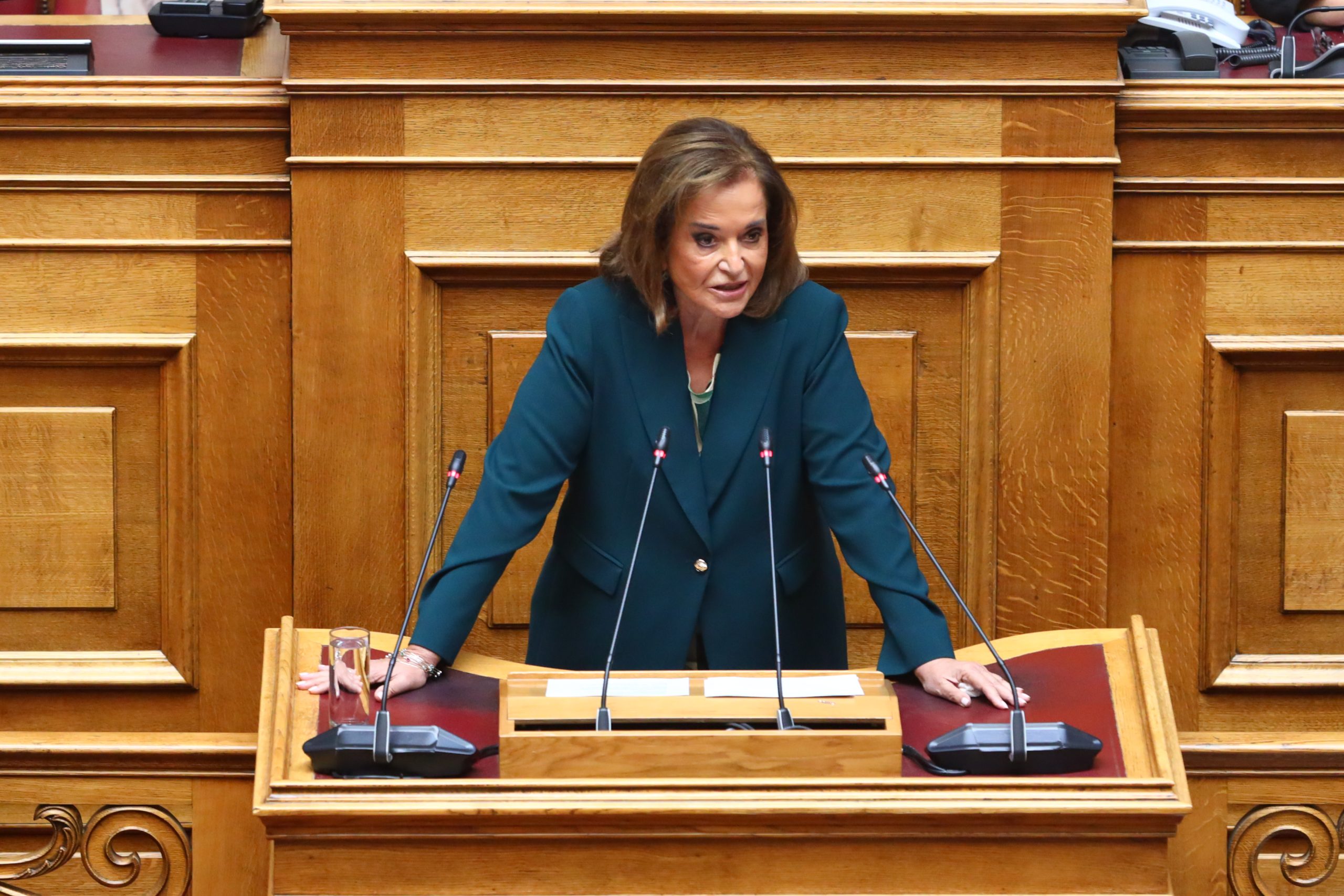 &Nu;&tau;ό&rho;&alpha; &Mu;&pi;&alpha;&kappa;&omicron;&gamma;&iota;ά&nu;&nu;&eta; &sigma;&tau;&omicron; Face2Face: &Delta;&epsilon;&nu; &mu;&pi;&omicron;&rho;&omicron;ύ&mu;&epsilon; &nu;&alpha; &beta;ά&lambda;&omicron;&upsilon;&mu;&epsilon; &Kappa;&alpha;&rho;&alpha;&mu;&alpha;&nu;&lambda;ή &ndash; &Sigma;&alpha;&mu;&alpha;&rho;ά &sigma;&tau;&omicron; ί&delta;&iota;&omicron; &tau;&sigma;&omicron;ύ&beta;&alpha;&lambda;&iota;