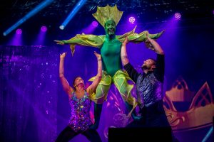 Πάτρα: Κορυφώνονται οι καρναβαλικές εκδηλώσεις – Φαντασμαγορικές παρελάσεις, πάρτι και… σοκολατοπόλεμος