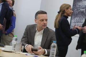 Χ. Δούκας στο Face2Face για σταθμεύση στην Αθήνα: Έρχονται 200 νέες θέσεις και πάρκινγκ