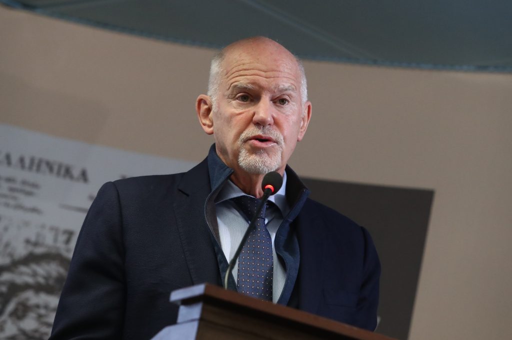 «Τέλος η λάσπη»: Τι απαντά ο Γιώργος Παπανδρέου για δημοσίευμα που τον εμπλέκει στην υπόθεση Έπστιν