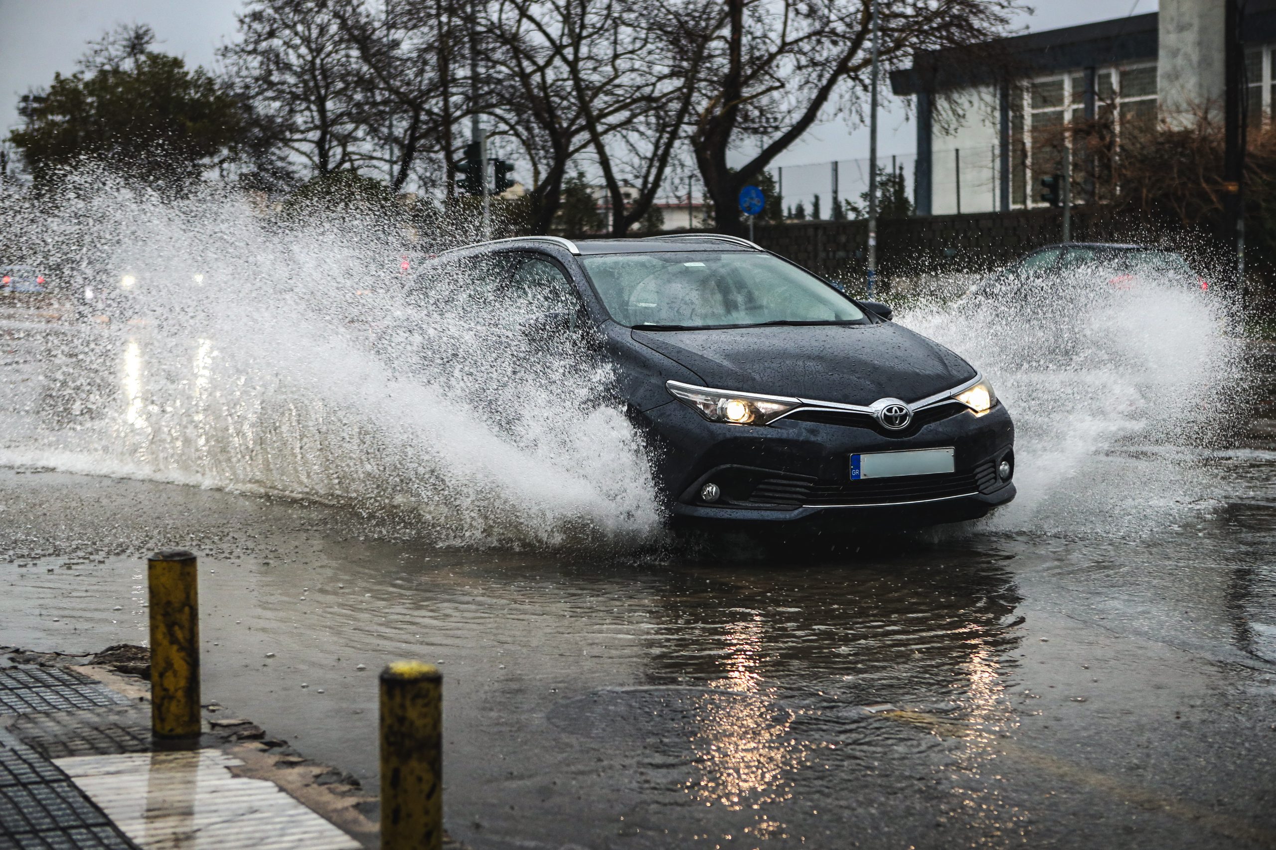 &Kappa;&alpha;&iota;&rho;ό&sigmaf;: &Mu;&epsilon;&tau;&alpha;&beta;&alpha;&tau;&iota;&kappa;ό&sigmaf;, &mu;&epsilon; &epsilon;&pi;&iota;&delta;&epsilon;ί&nu;&omega;&sigma;&eta; &alpha;&pi;ό &tau;&alpha; &delta;&upsilon;&tau;&iota;&kappa;ά &tau;&eta;&nu; &Tau;&epsilon;&tau;ά&rho;&tau;&eta; &ndash; H &pi;&rho;ό&gamma;&nu;&omega;&sigma;&eta; &tau;&eta;&sigmaf; &Epsilon;&lambda;ί&nu;&alpha;&sigmaf; &Kappa;&alpha;&rho;έ&tau;&sigma;&omicron;&upsilon;