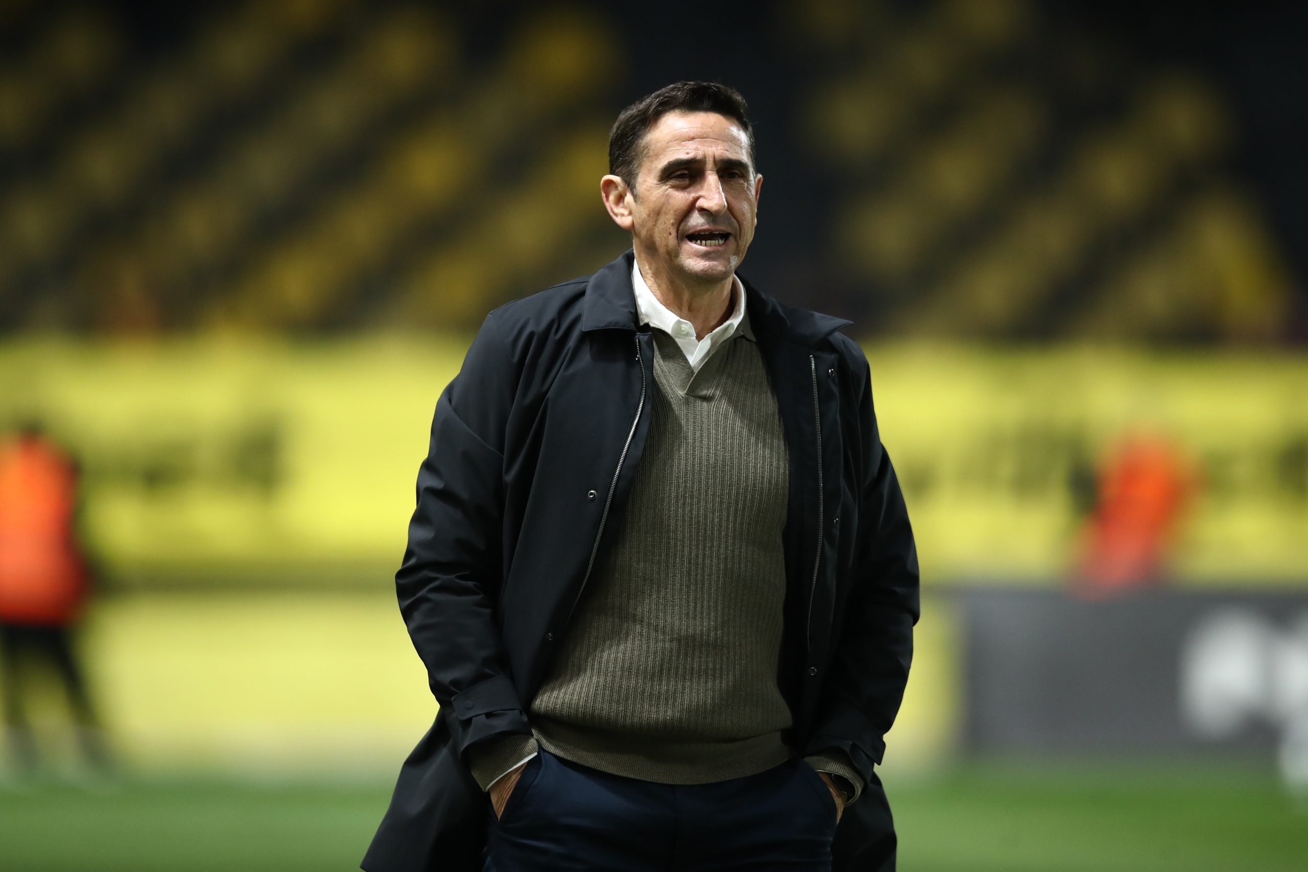 O &Chi;&iota;&mu;έ&nu;&epsilon;&theta;&hellip; &pi;&epsilon;&iota;&rho;ά&zeta;&epsilon;&iota; &pi;&rho;ό&sigma;&omega;&pi;&alpha; &kappa;&alpha;&iota; &phi;&iota;&lambda;&omicron;&sigma;&omicron;&phi;ί&alpha; &sigma;&tau;&eta;&nu; &epsilon;&pi;ί&theta;&epsilon;&sigma;&eta;