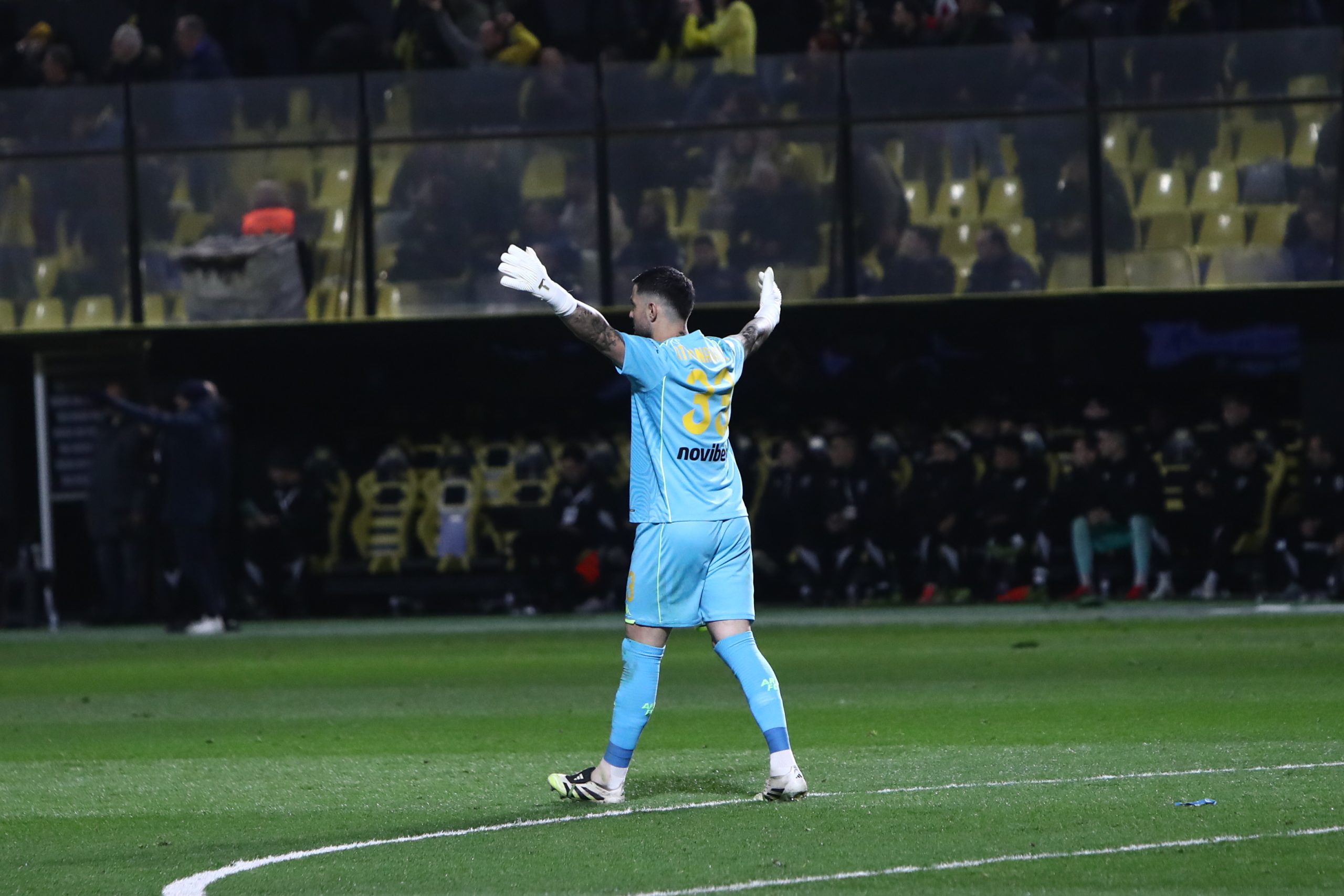 &Tau;&omicron;&nu; &lambda;έ&nu;&epsilon; &Gamma;&iota;ώ&rho;&gamma;&omicron; &kappa;&alpha;&iota; &epsilon;ί&nu;&alpha;&iota; &pi;&omicron;&lambda;ύ &kappa;&alpha;&lambda;ά&hellip;