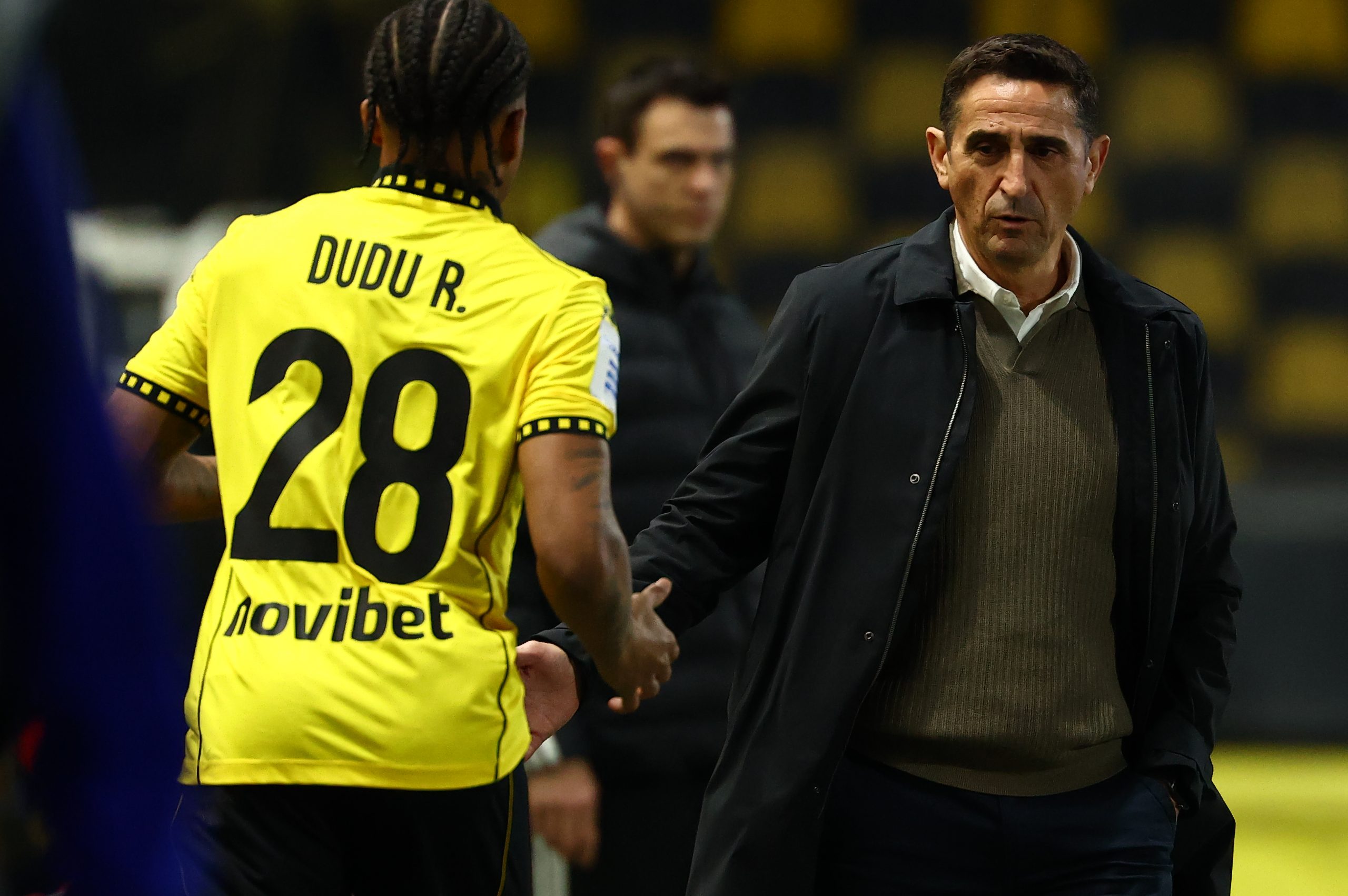 To &laquo;&nu;&alpha;&iota; &mu;&epsilon;&nu;, &alpha;&lambda;&lambda;ά&raquo; &tau;&omicron;&upsilon; Ά&rho;&eta; &sigma;&tau;&omicron; &nu;&tau;έ&rho;&mu;&pi;&iota;