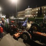 Live οι αγρότες στην Αθήνα: Τα τρακτέρ έφτασαν στο Σύνταγμα