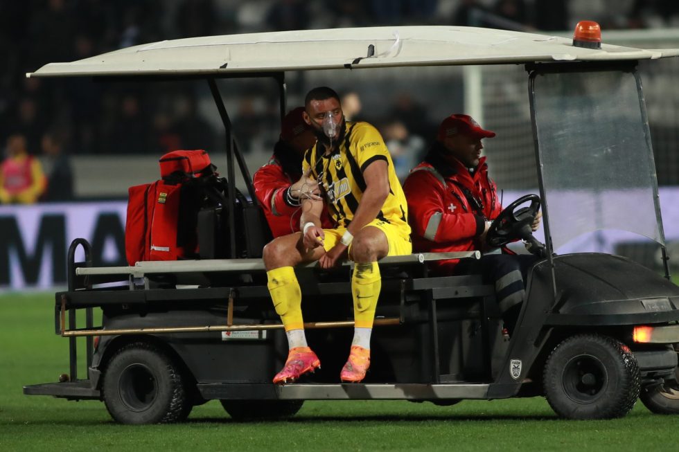 ΑΕΚ: Καθαρή η ακτινογραφία του Μουκουντί – Μπήκε ο Ελίασον