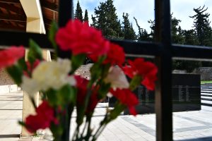 Καισαριανή: Στη Γάνδη τη Παρασκευή οι εμπειρογνώμονες – 47.000 αντικείμενα των Ναζί πούλησε ο Βέλγος συλλέκτης