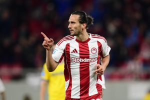 Ο Γιαζίτσι έκανε το 2-0 για τον Ολυμπιακό (vids)
