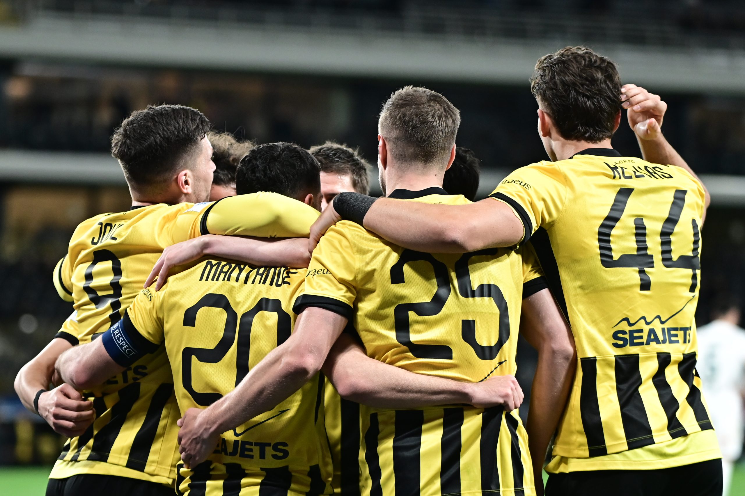 &Eta; &Alpha;&Epsilon;&Kappa; &xi;&epsilon;&tau;ύ&lambda;&iota;&xi;&epsilon; &tau;&omicron; &delta;ώ&rho;&omicron; &tau;&eta;&sigmaf; &Alpha;&Epsilon;&Lambda; &kappa;&alpha;&iota; &delta;&epsilon;&nu; &kappa;&omicron;&iota;&tau;ά&epsilon;&iota; &pi;ί&sigma;&omega; &tau;&eta;&sigmaf;