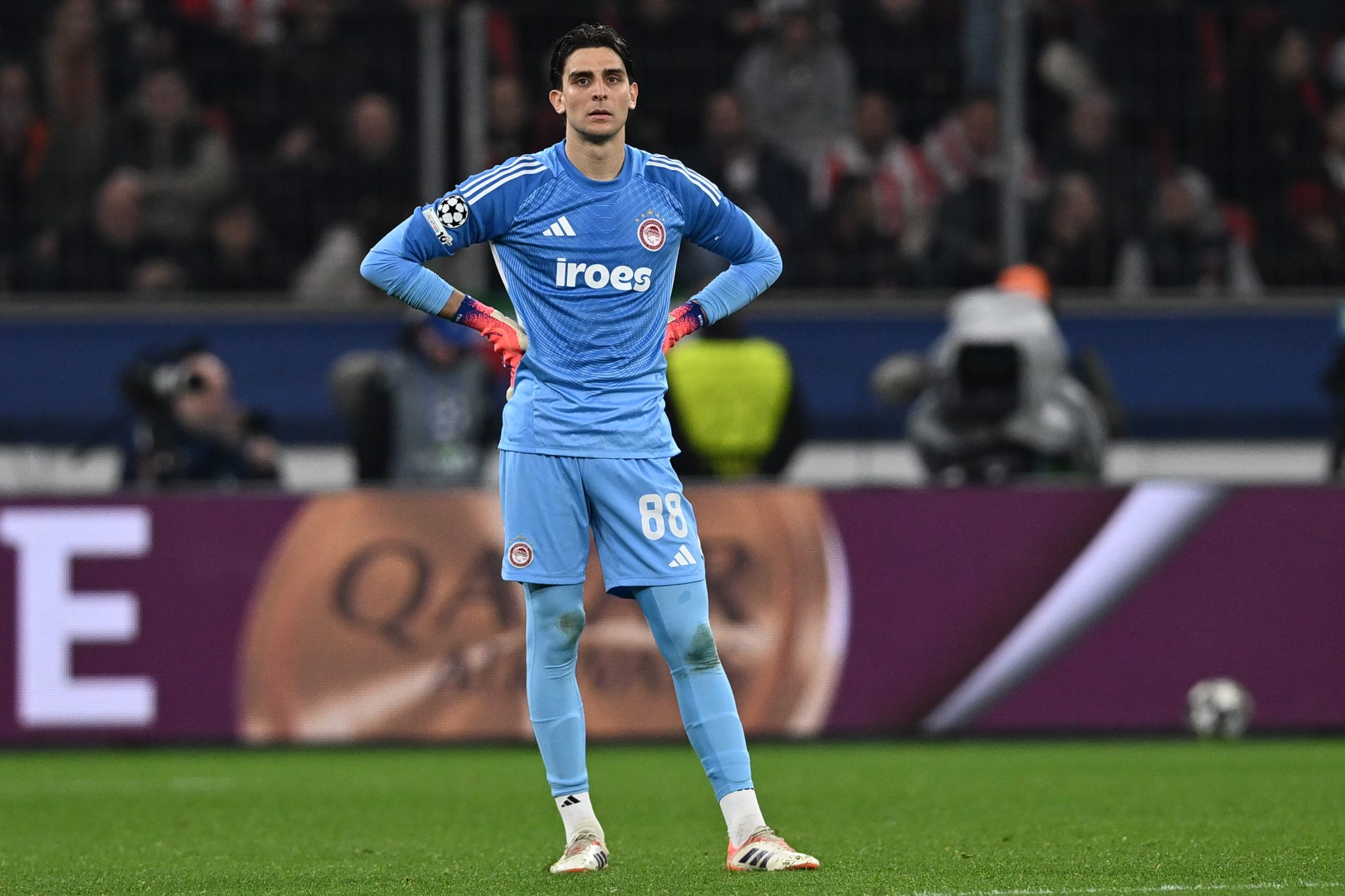 &Tau;&zeta;&omicron;&lambda;ά&kappa;&eta;&sigmaf;: &laquo;&Mu;&alpha;&sigmaf; έ&lambda;&epsilon;&iota;&psi;&alpha;&nu; &kappa;ά&pi;&omicron;&iota;&epsilon;&sigmaf; &lambda;&epsilon;&pi;&tau;&omicron;&mu;έ&rho;&epsilon;&iota;&epsilon;&sigmaf;