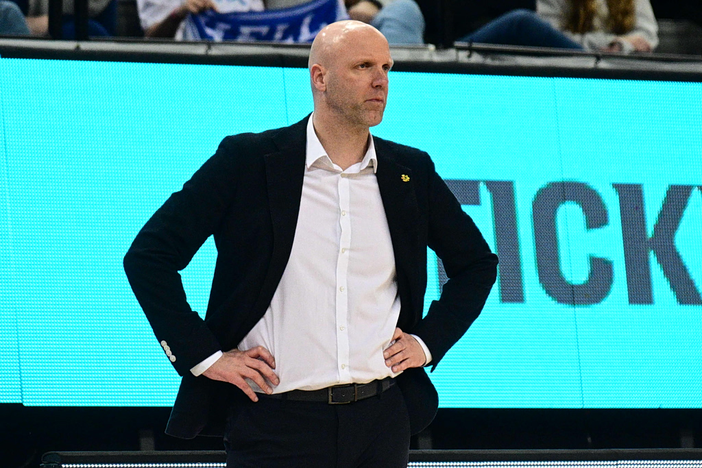 Ζάκελι: «Θέλω να συγχαρώ τους παίκτες μου, πίστεψαν στη νίκη απέναντι σε μια από τις καλύτερες ομάδες της Ευρώπης».