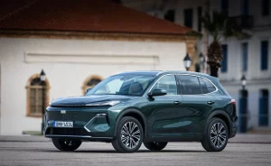 Geely Starray EM-i: Ο νέος παίκτης στα υβριδικά με αυτονομία που τα σπάει