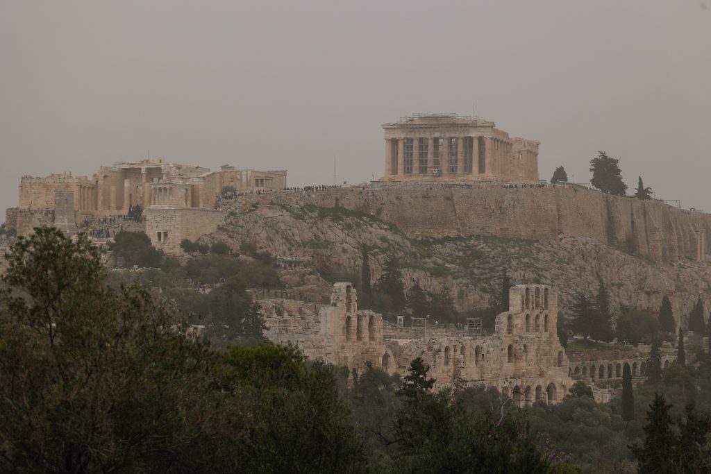 Αφρικανική σκόνη: Οδηγίες προστασίας από τους ειδικούς για τις ευπαθείς ομάδες