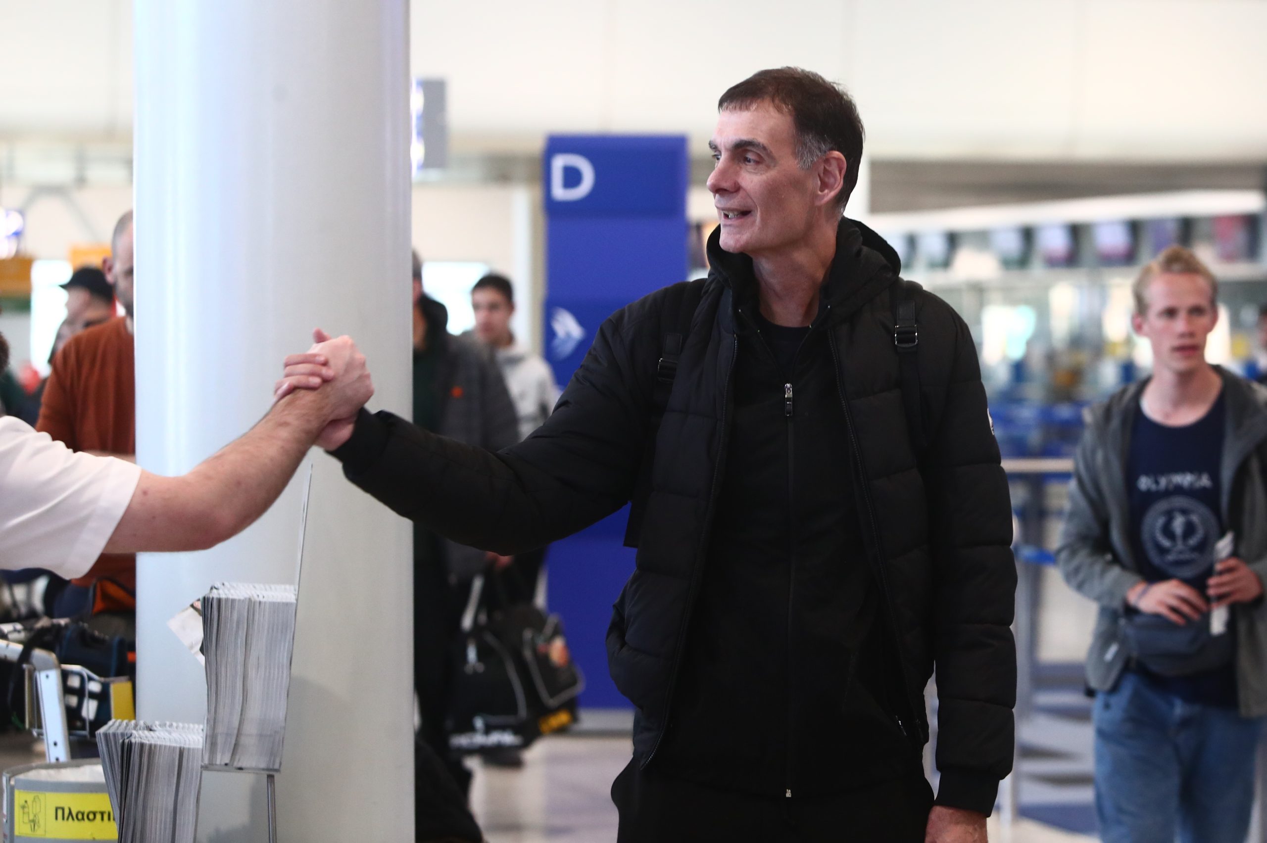 &Mu;&pi;&alpha;&rho;&tau;&zeta;ώ&kappa;&alpha;&sigmaf;: &laquo;&Delta;&epsilon;&nu; &beta;&rho;&iota;&sigma;&kappa;ό&mu;&alpha;&sigma;&tau;&epsilon; &sigma;&tau;&eta;&nu; &iota;&delta;&alpha;&nu;&iota;&kappa;ή &psi;&upsilon;&chi;&omicron;&lambda;&omicron;&gamma;&iota;&kappa;ή &kappa;&alpha;&tau;ά&sigma;&tau;&alpha;&sigma;&eta; &ndash; &Delta;&epsilon;&nu; &epsilon;ί&nu;&alpha;&iota; &mu;&alpha;&zeta;ί &mu;&alpha;&sigmaf; &Beta;&epsilon;&zeta;έ&nu;&kappa;&omicron;&beta; &kappa;&alpha;&iota; &Mu;&iota;&lambda;&omicron;&upsilon;&tau;ί&nu;&omicron;&phi;&raquo;